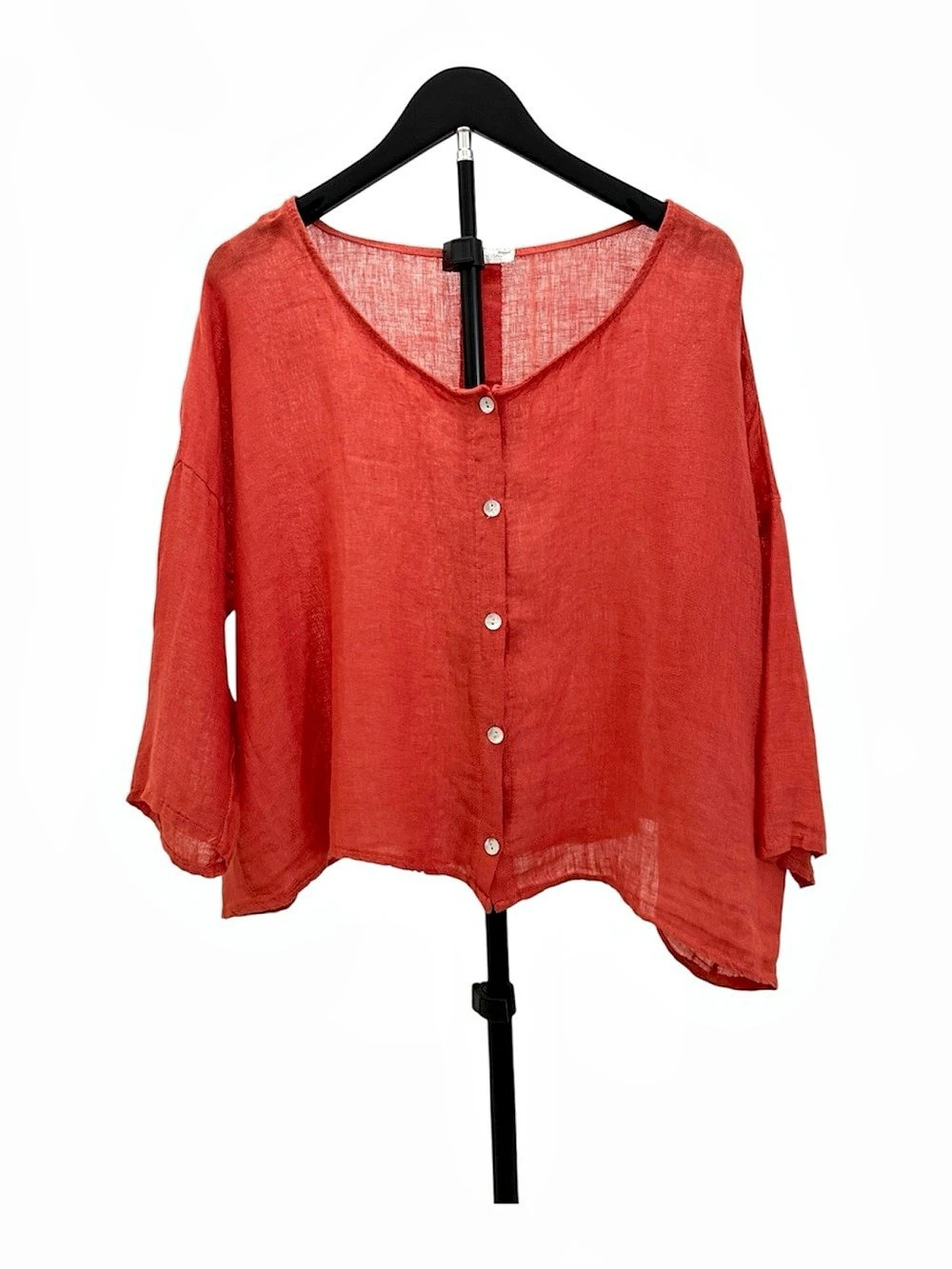 Made in Italy Linen Button-Front Blouse in Red - Picture 2 of 9